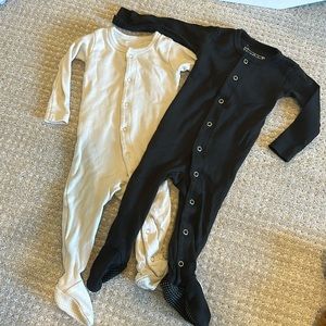 L’oved baby Set Footies NWOT